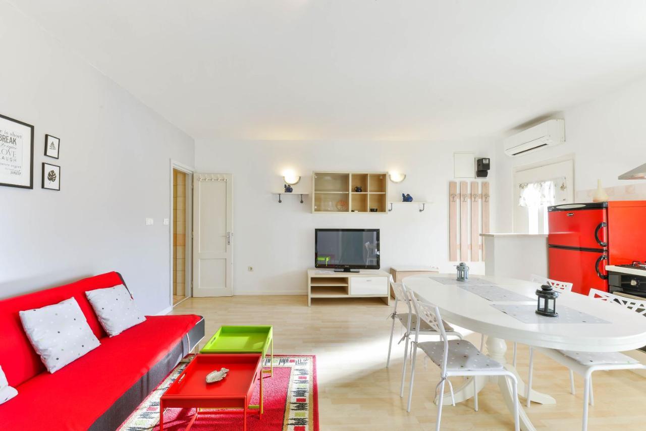 Villa Niko With Private Swimming Pool Zadar Bagian luar foto